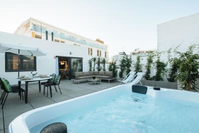 Guadalupe 15 by Magno Apartments - Ático y Jacuzzi 1